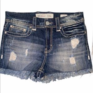 BKE Stella Shorts Distressed NWOT Size 29